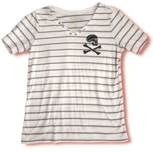 Disney pirates of the Caribbean shirt🔥